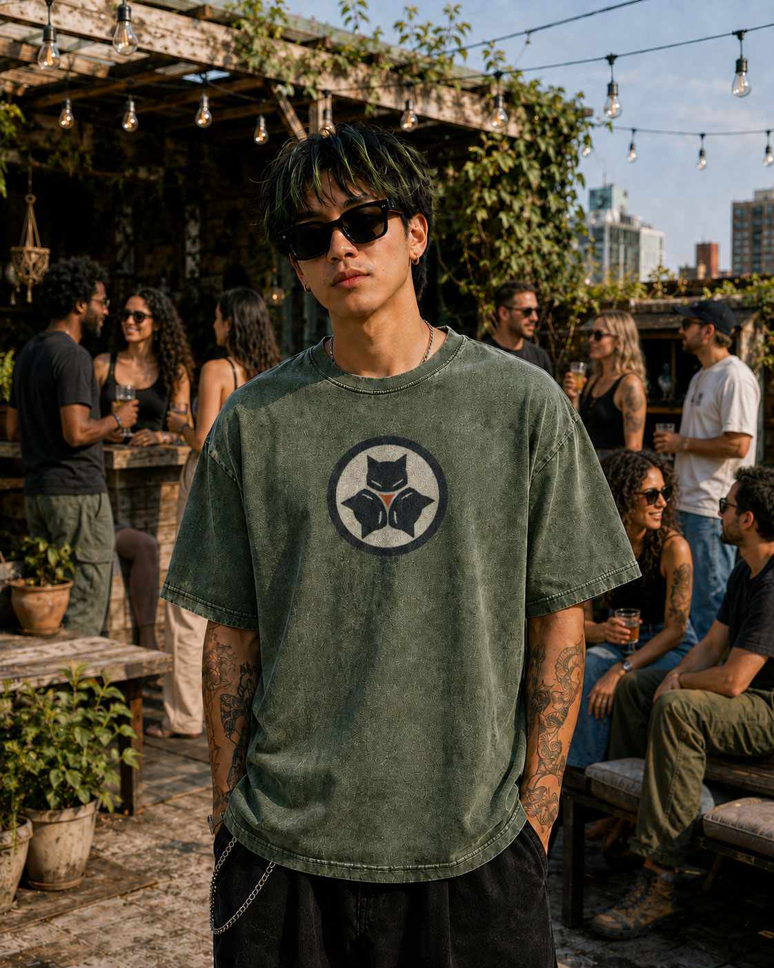 Chameleon Explorer Cat Tee Jungle Green - Image 3